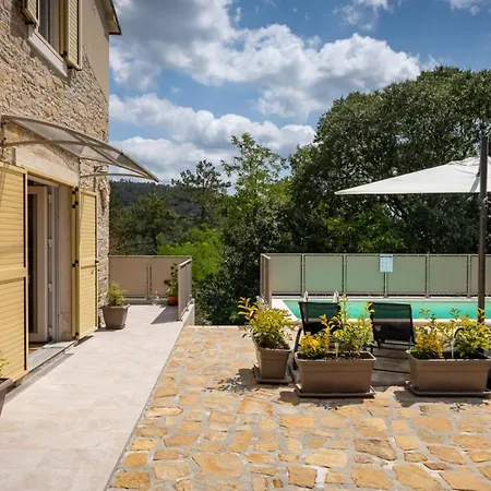 Rustic Casa Mavretici With Pool In Motovun *