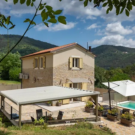 Rustic Casa Mavretici With Pool In Motovun Livade