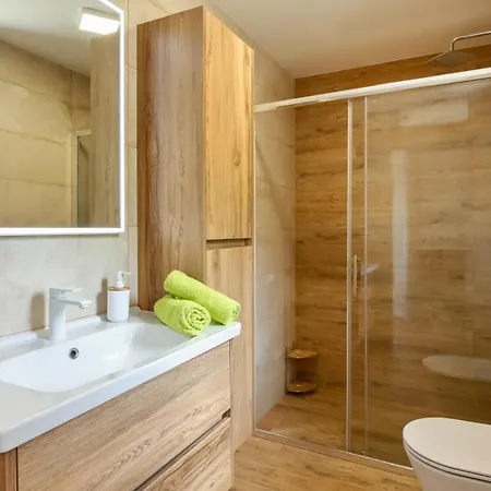 Rustic Casa Mavretici With Pool In Motovun